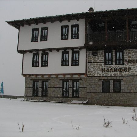 Family Hotel Kalifer Kalofer Exterior foto